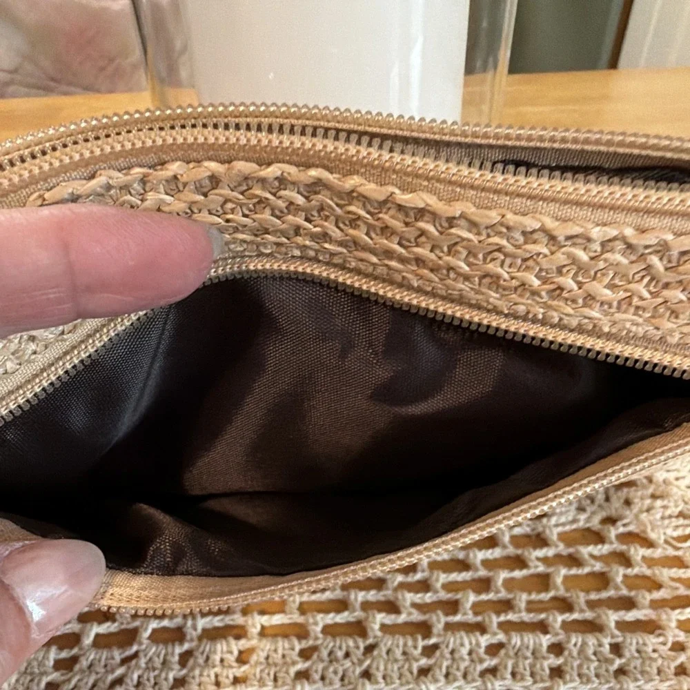 Woven Straw Wristlet Clutch Bag Tan Beige Raffia Summer Beach Zippered Pouch